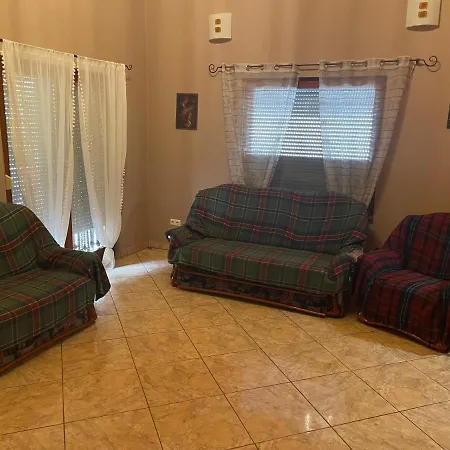 Dom wakacyjny 4 Haloszobas *