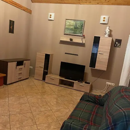 4 Haloszobas * Balatonberény