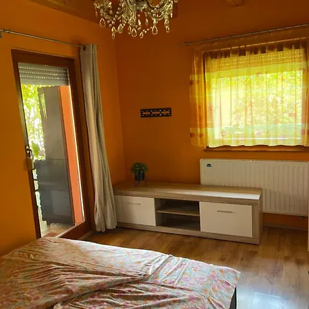 Betti Apartman * Balatonberény