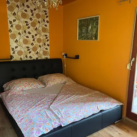 Betti Apartman *